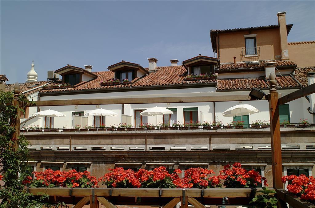 Hotel Bisanzio Venecia Exterior foto